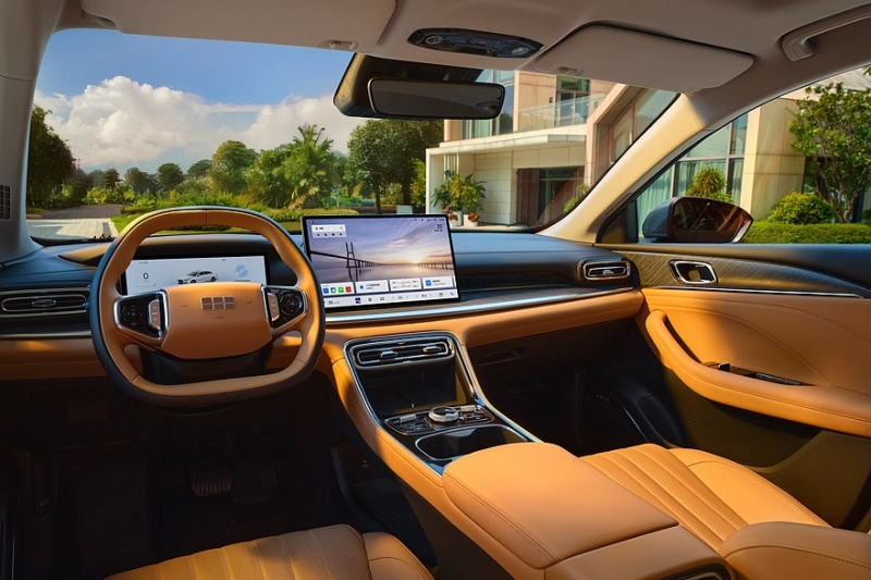 Седан Geely Galaxy Starshine 6 доступен к заказу, на очереди – родственный новый Emgrand