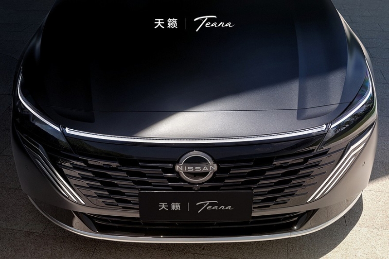 Седан Nissan Teana Plus снова показали на фирменных изображениях