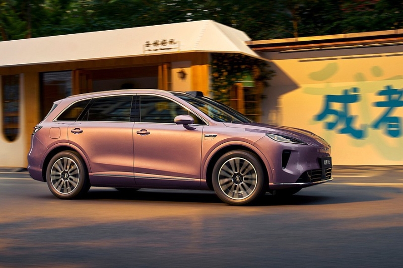 Shangjie H5 от SAIC и Huawei с простеньким дизайном начинает карьеру с ошеломительного успеха