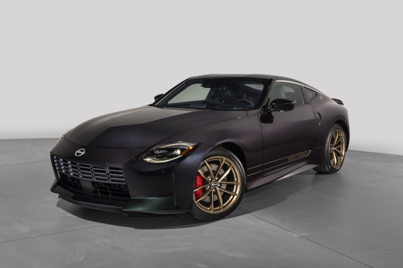 Спорткар Nissan Z обзавёлся новой спецверсией Heritage в честь 300ZX