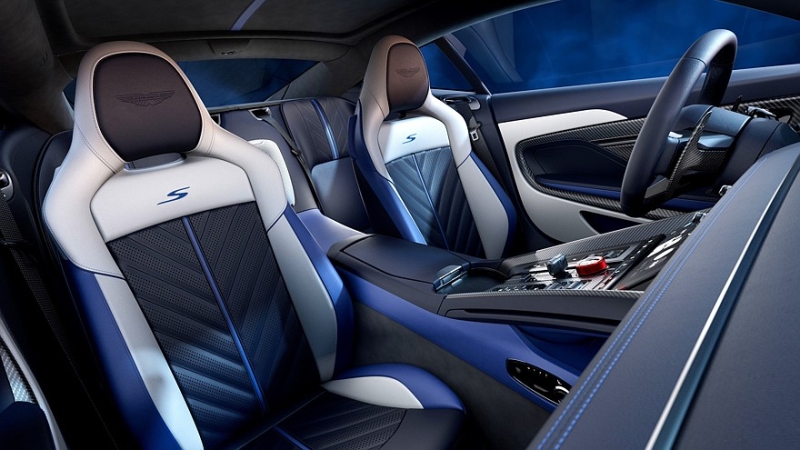 Aston Martin DB12 S: доработанное шасси и 700-сильный V8 с особо сочным звуком