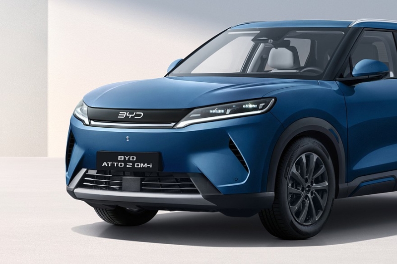 BYD на экспорт: гибридный кроссовер Atto 2 DM-i для Европы и кей-кар для Японии