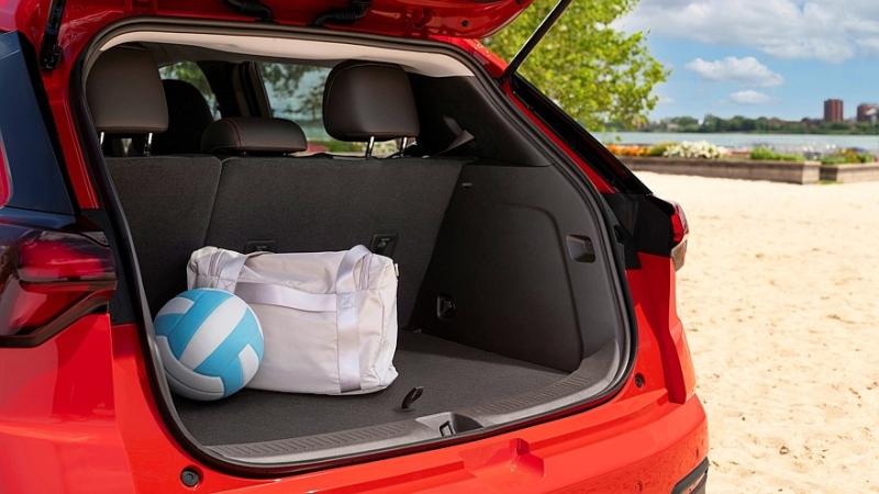 Chevrolet Bolt вернулся: только кроссовер, освежённый дизайн, новое «железо»