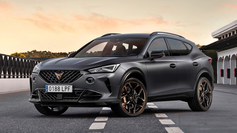 Cupra Formentor VZ5 с 390-сильной «турбопятёркой» Audi неожиданно вернулся на рынок
