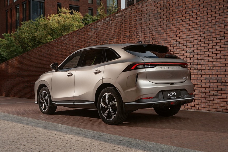 Электрический кроссовер Evolute i-Sky стал доступнее в новой версии City Edition