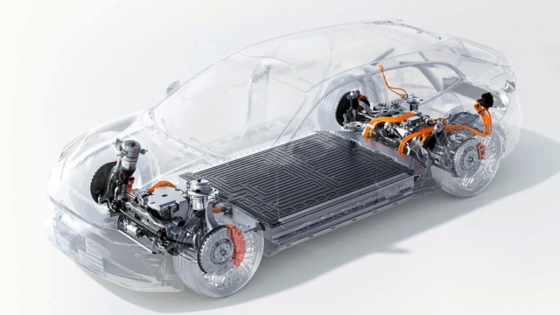 Ещё раз обновлённый Zeekr 001 выходит на рынок: больше мощности, богаче оснащение