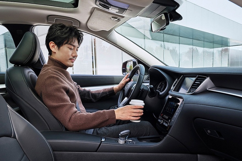 Infiniti QX50 ещё поживёт: кроссоверу доработали салон