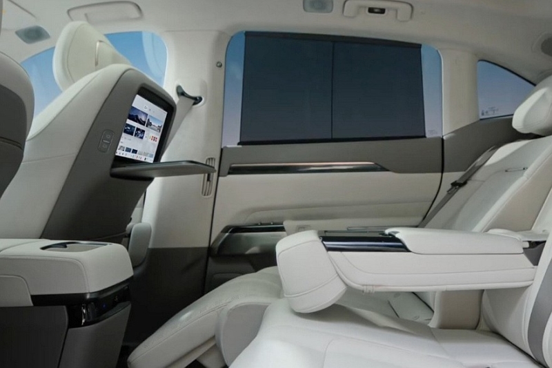 Кроссовер Zeekr 7X обновлён через год после запуска: больше комфорта, мощности и запаса хода