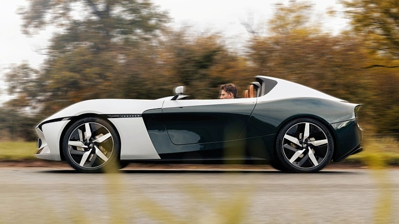 Лёгкий как пёрышко спорткар Longbow показался живьём: масса 895 кг и 3,5 с до «сотни»