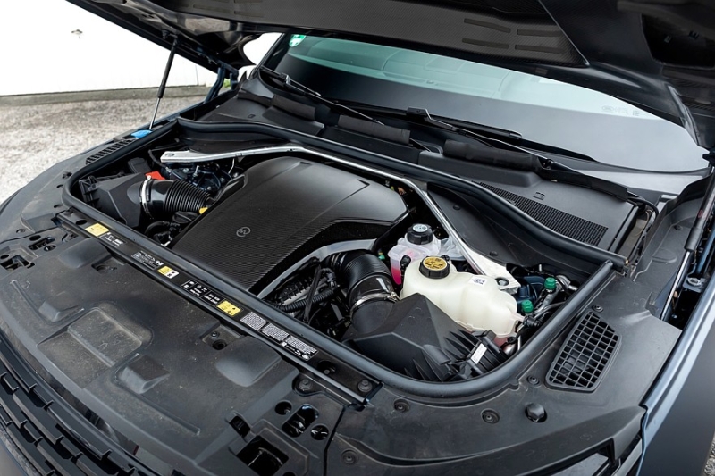 Manhart SV 800: больше мощности для упакованного в карбон Range Rover Sport SV