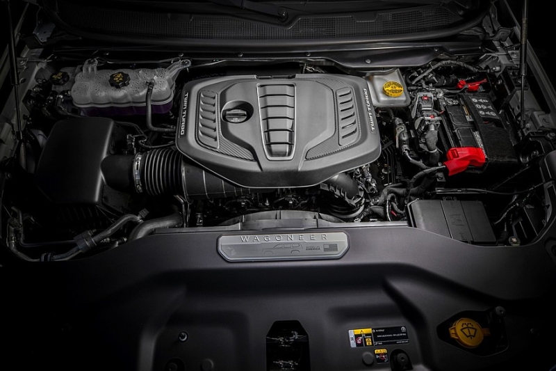 Обновлённый Jeep Grand Wagoneer: без хрома, без V8, но с мощной гибридной версией