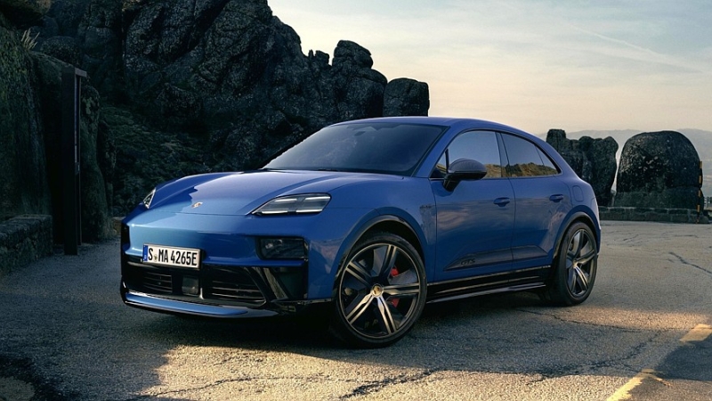 Porsche Macan EV обзавёлся драйверской версией GTS: заниженная подвеска и яркий декор