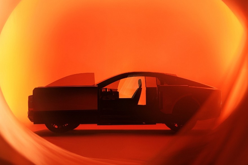 Премьеры Toyota: будущая Corolla, внедорожное купе Century и шестиколёсный минивэн Lexus LS