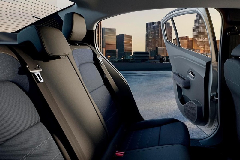 Рестайлинговые Dacia Logan, Sandero и Jogger стали богаче и получили новую технику