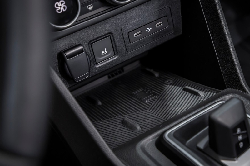 Рестайлинговые Dacia Logan, Sandero и Jogger стали богаче и получили новую технику