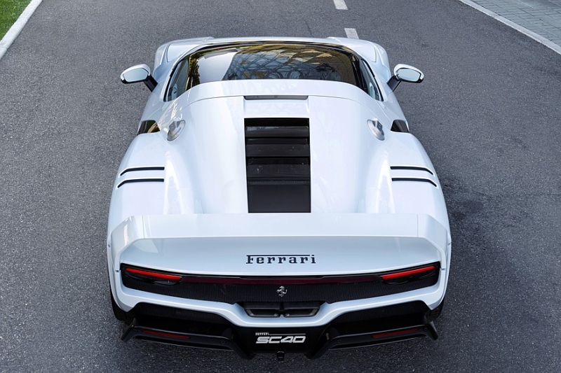 Уникальный суперкар Ferrari SC40: дизайн в духе Ferrari F40 и техника от Ferrari 296 GTB