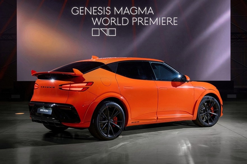 Две новинки от Genesis: серийный спортивный кроссовер GV60 Magma и будущий суперкар