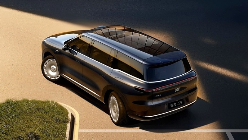 Флагманский гибридный кроссовер IM LS9 выходит на рынок в двух версиях