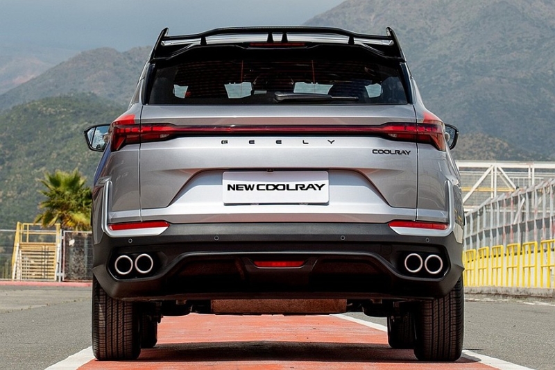 Глобальный кроссовер Geely Coolray пережил рестайлинг