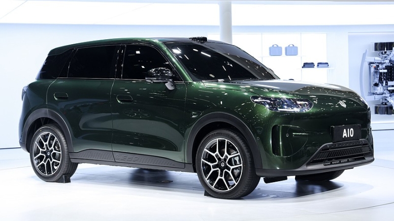 Leapmotor подготовил новый кроссовер: другое имя, меньше, чем B10, запас хода – до 500 км