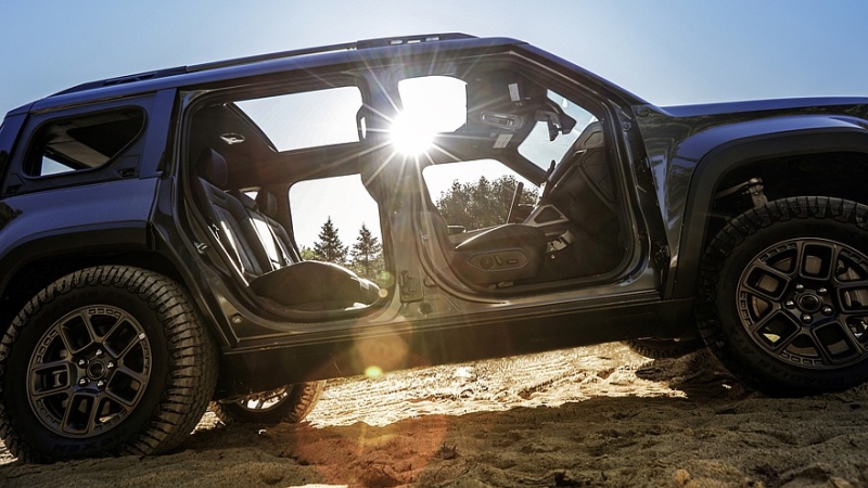 Новый внедорожник Jeep Recon: брутальный, шустрый, но только электрический