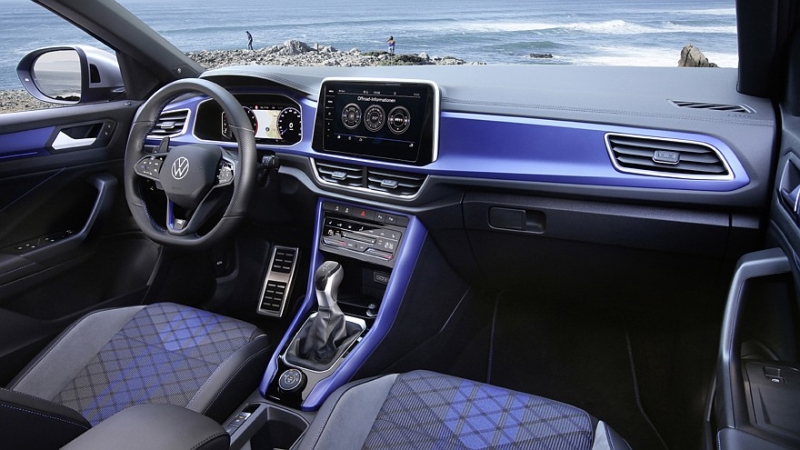 Новый Volkswagen T-Roc R: первые изображения