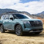 Представлен рестайлинговый Nissan Pathfinder: улучшенное оснащение и старый мотор
