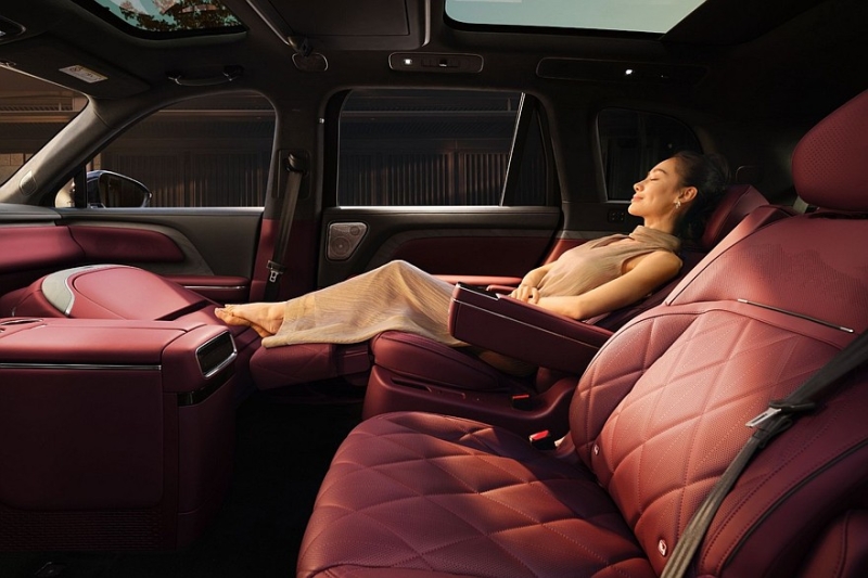 Роскошный кроссовер Voyah Taishan: успешный старт в Китае и премьера версии для России