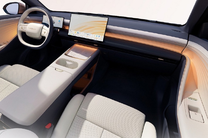 Седан Nissan N6 полностью рассекречен, скоро в продаже