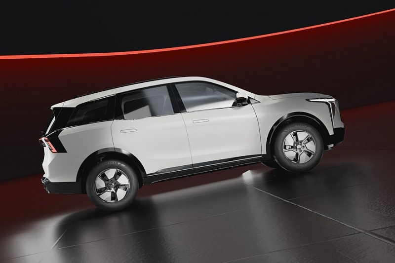 Семиместный кроссовер Mahindra XEV 9S представлен с несколькими вариантами начинки