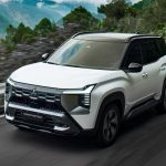 Семиместный кроссовер Mitsubishi Destinator: теперь и леворульная версия
