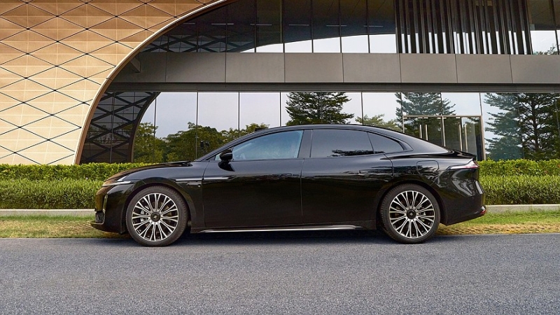 Флагманский седан Hyptec A800 от GAC готовится к премьере, раскрыт дизайн интерьера