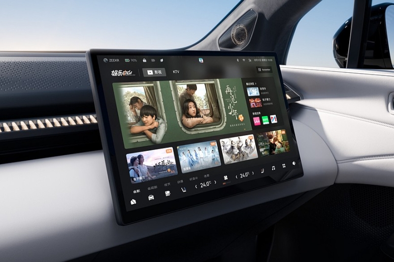 Непопулярный кроссовер Zeekr X стал мощнее и обрёл доработанный салон